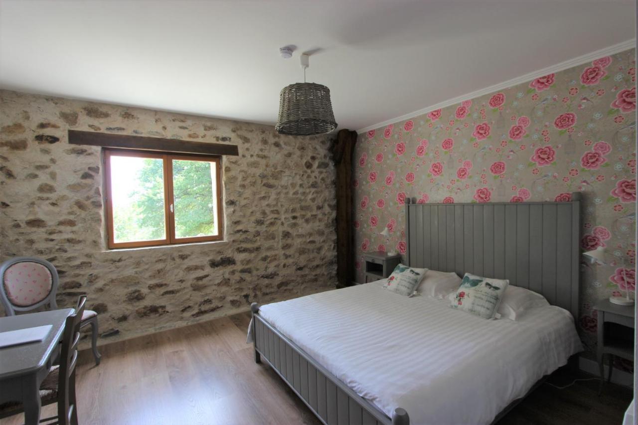 Bed and Breakfast Combrailleurs Espinasse Exterior foto