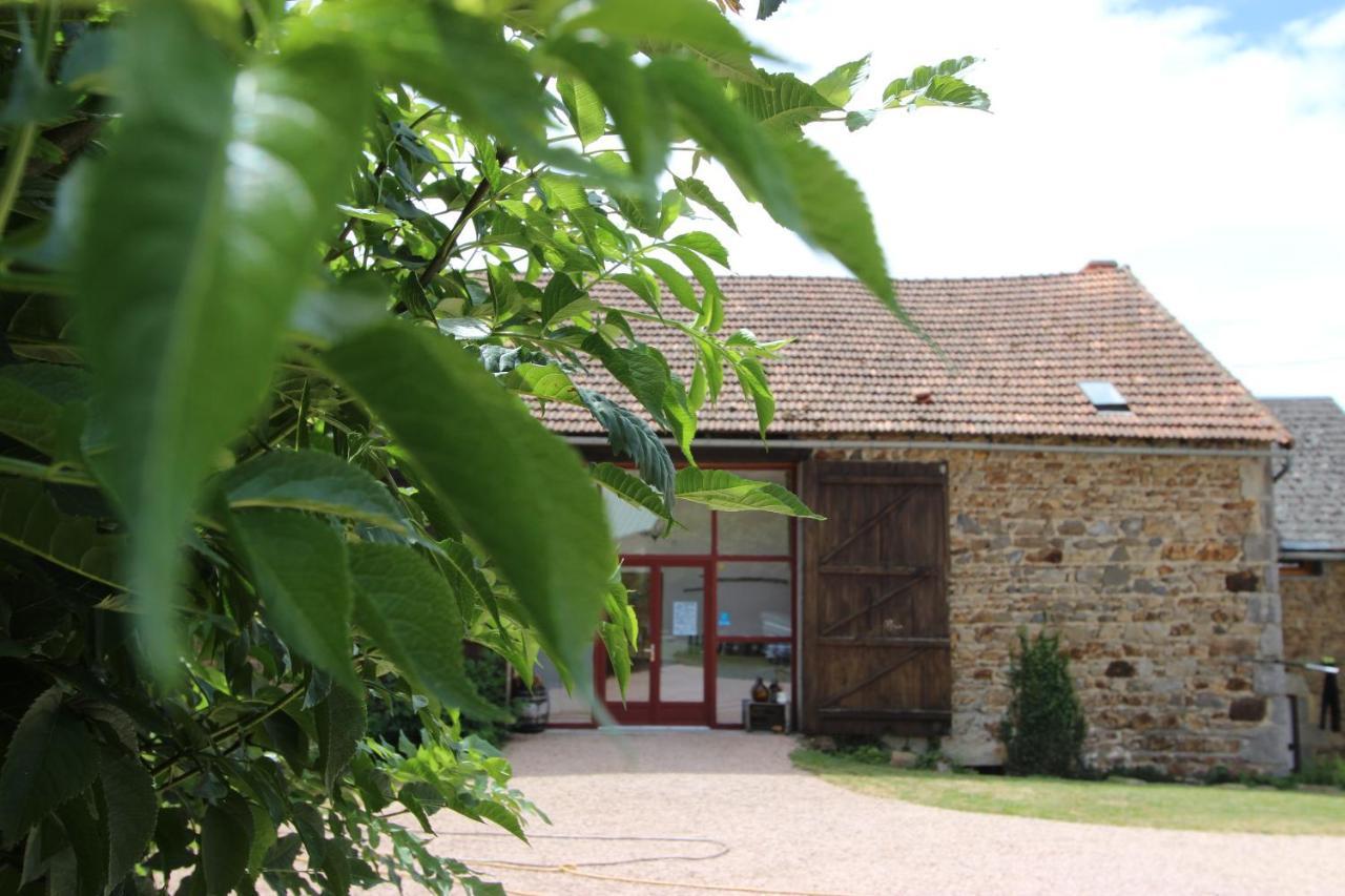 Bed and Breakfast Combrailleurs Espinasse Exterior foto