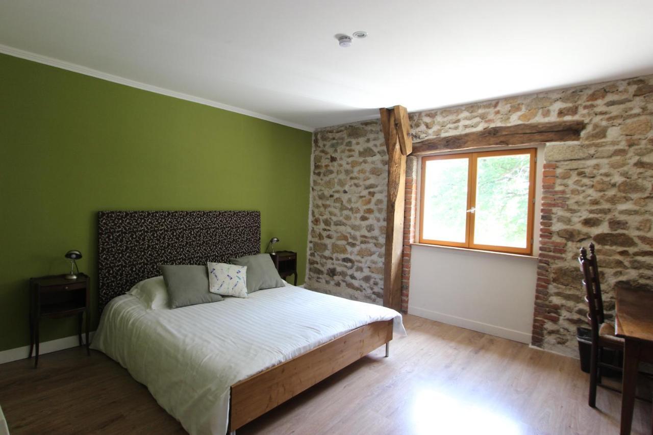 Bed and Breakfast Combrailleurs Espinasse Exterior foto
